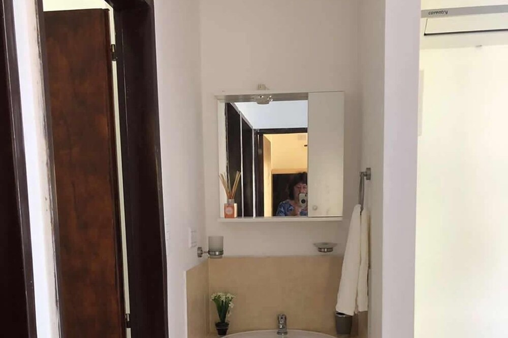 Photo of Bathroom in Vaqueros