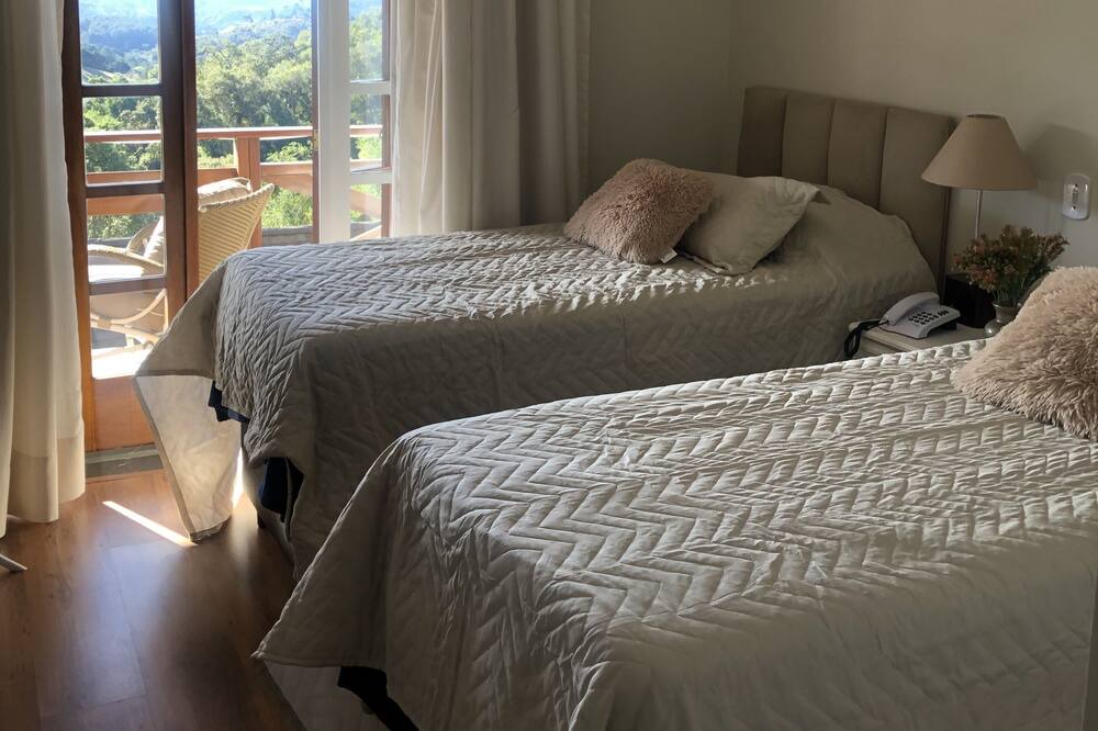 Photo of Bedroom in Vila Poran