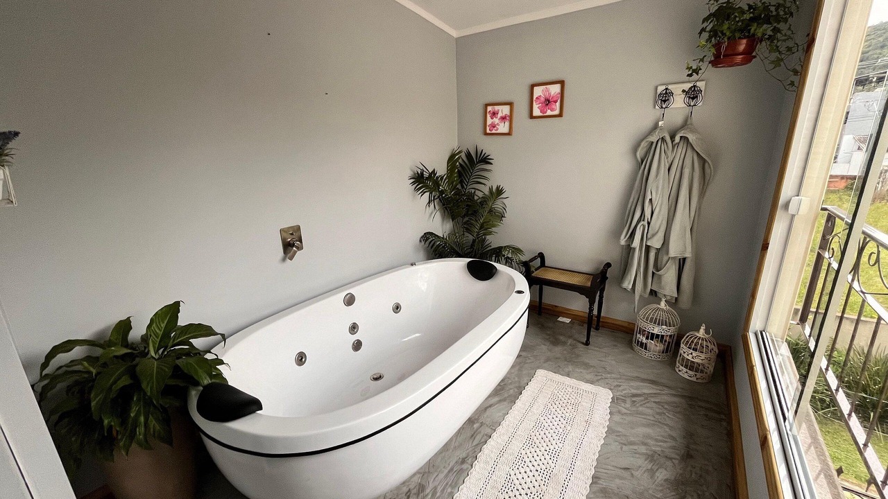 Photo of Bathroom in Jurere