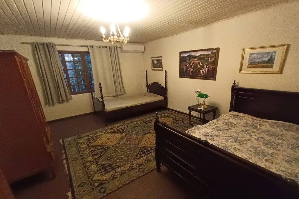 Photo of Bedroom in Muquem