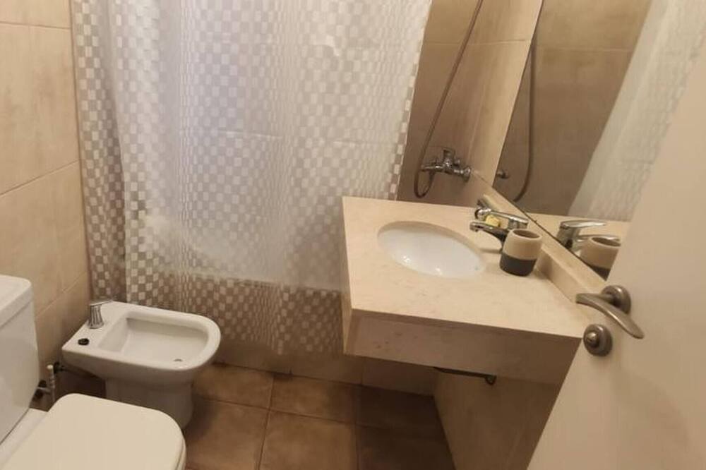 Photo of Bathroom in Villa Crespo