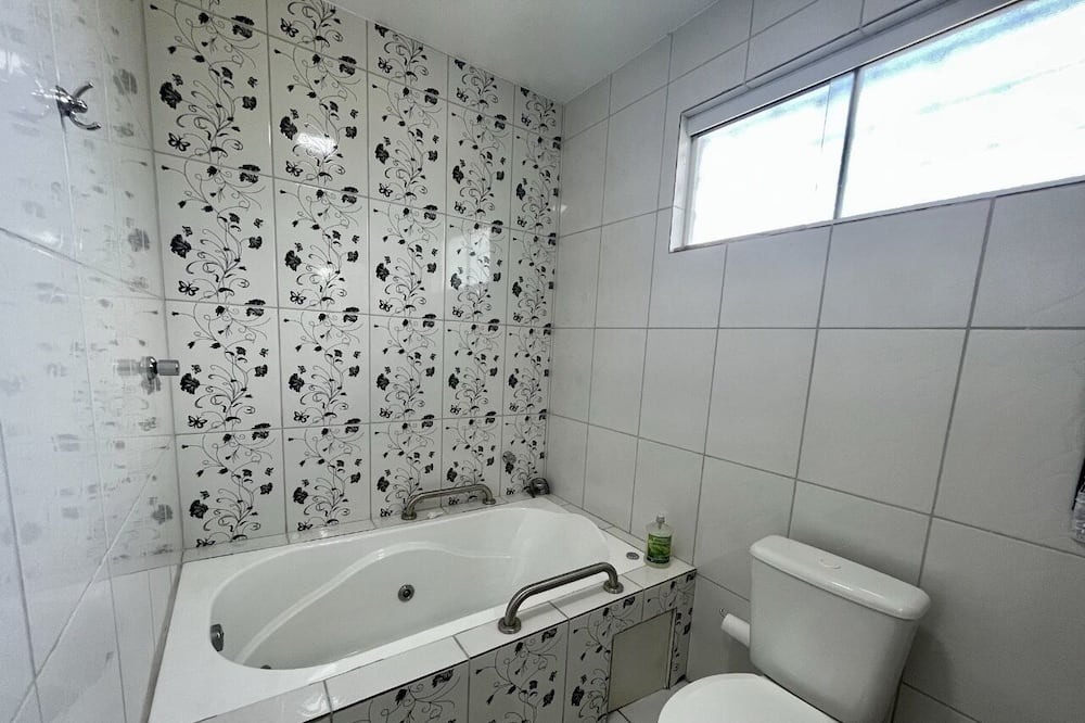 Photo of Bathroom in Alto Arroio