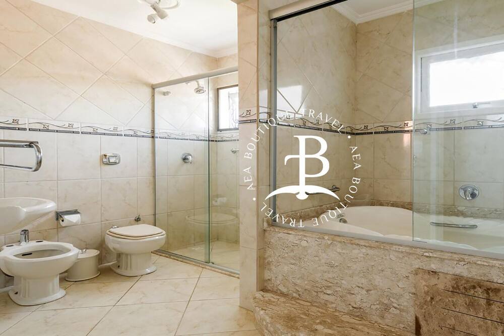 Photo of Bathroom in Daniela