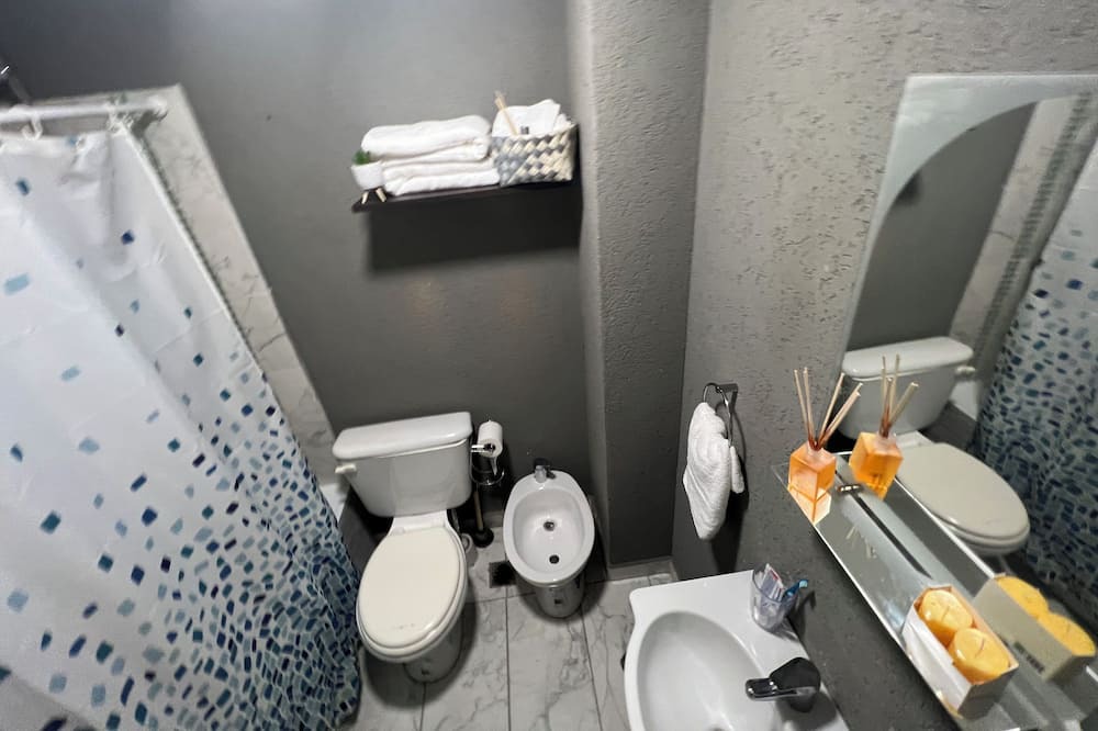 Photo of Bathroom in Caballito