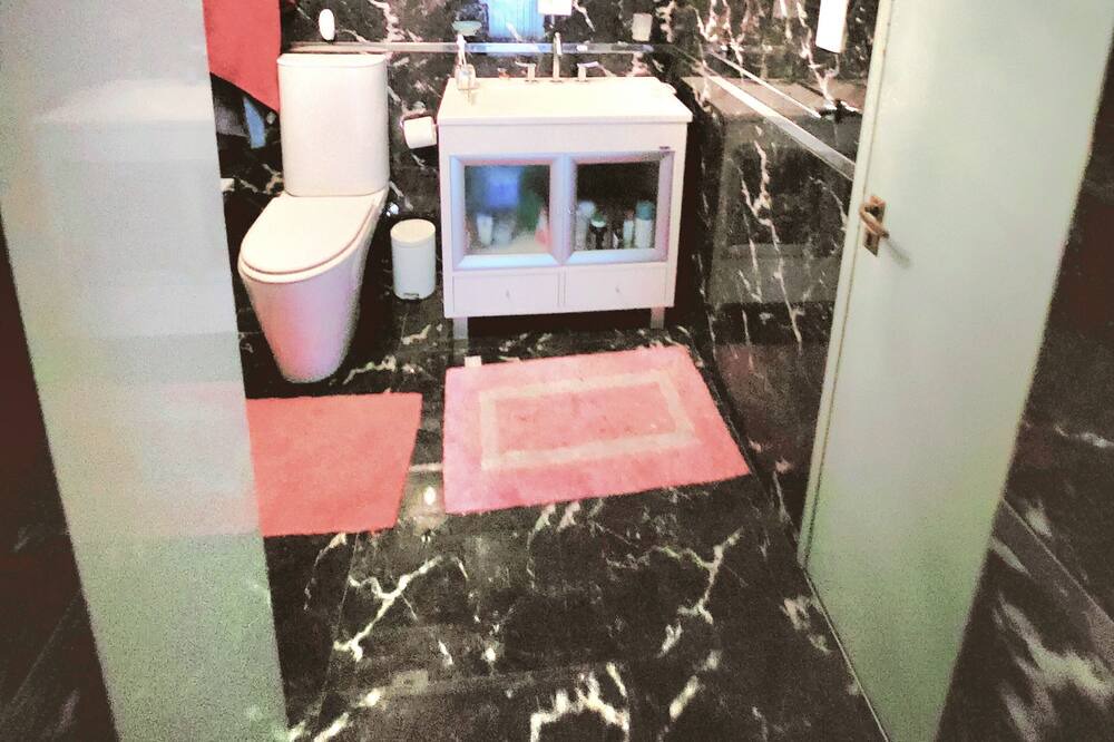 Photo of Bathroom in La Plata