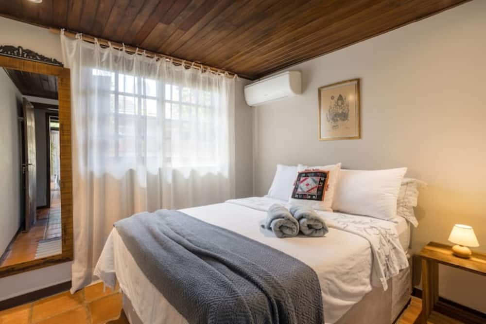 Photo of Bedroom in Barra de Ibiraquera