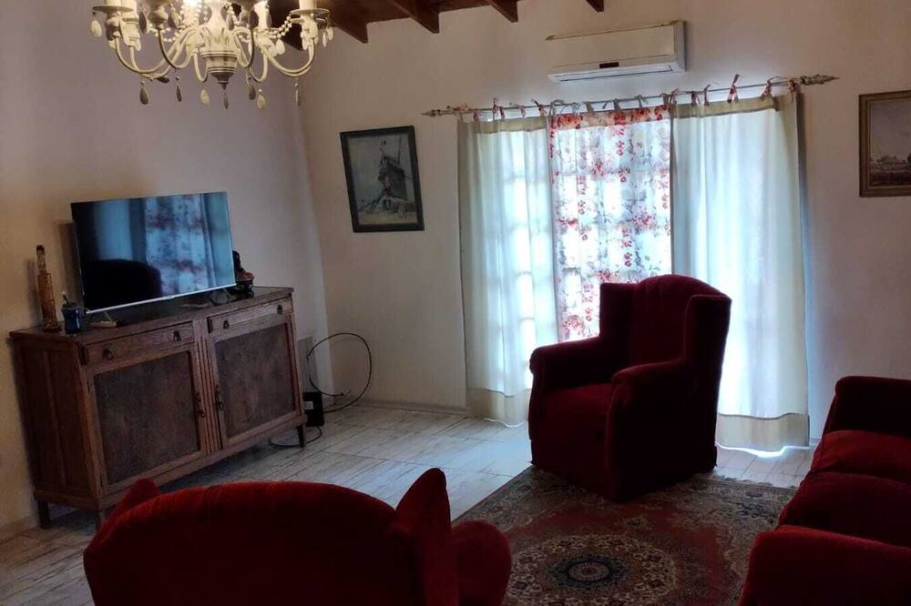 Photo of Livingroom in Ezeiza