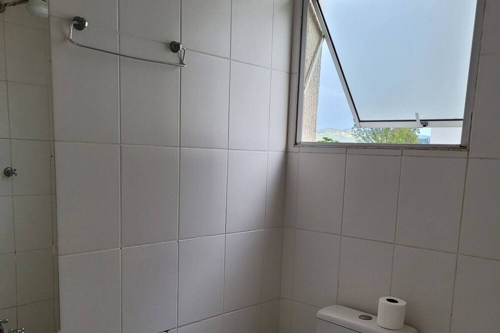 Photo of Bathroom in Atibaia