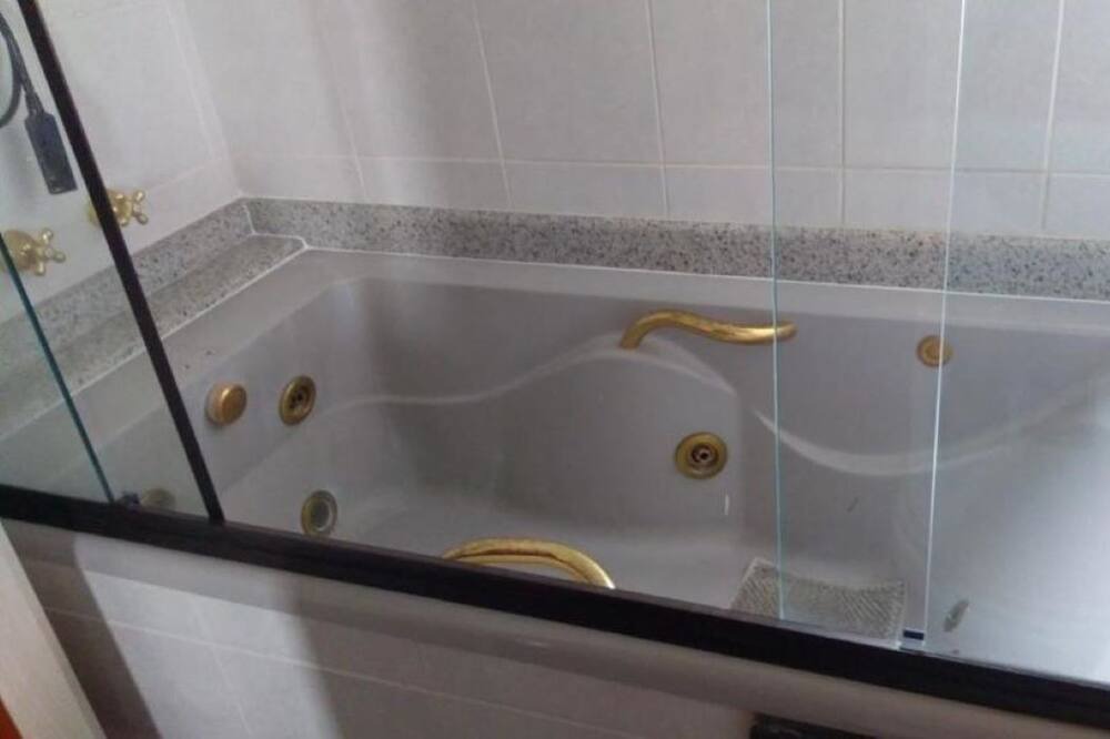 Photo of Bathroom in Parque Enseada
