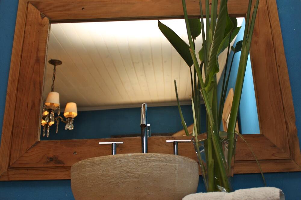 Photo of Bathroom in Esquina