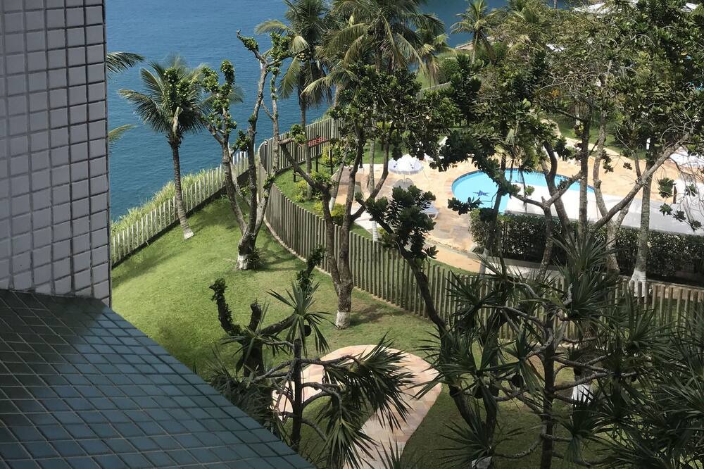 Photo of Patio Balcony in Peninsula