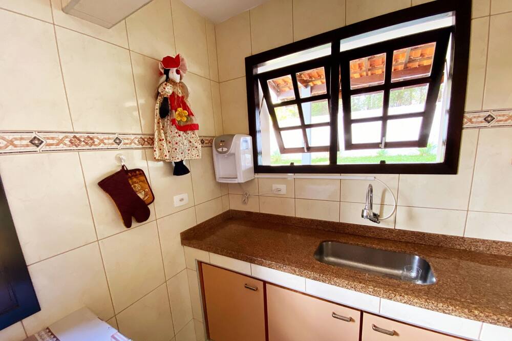 Photo of Kitchen in Mairinque