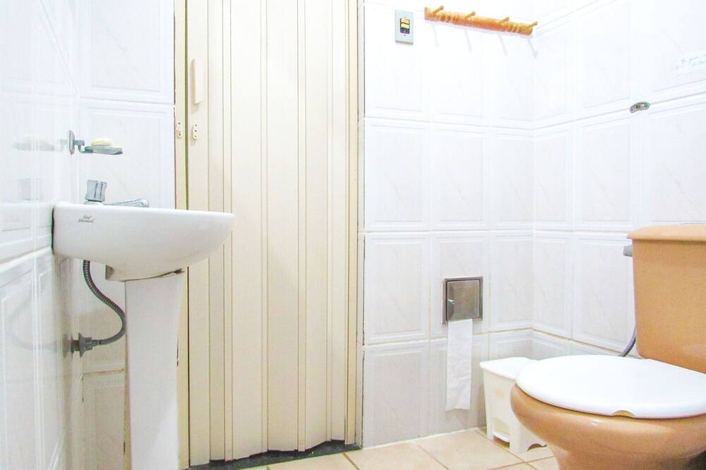 Photo of Bathroom in Saquarema