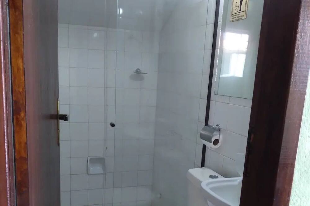 Photo of Bathroom in Saquarema