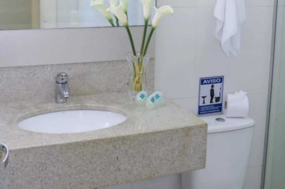 Photo of Bathroom in Ingleses do Rio Vermelho