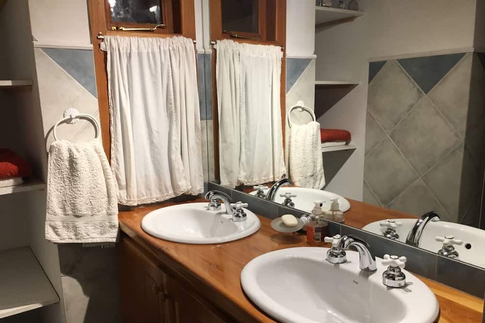 Photo of Bathroom in San Carlos de Bariloche