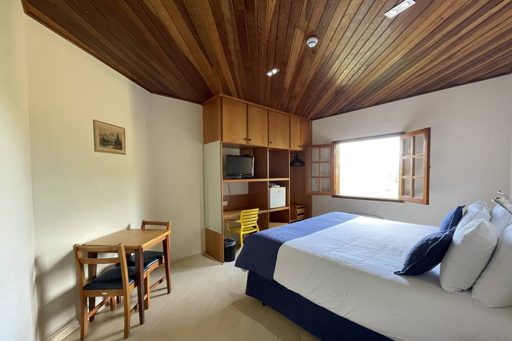 Photo of Bedroom in Vila Everest