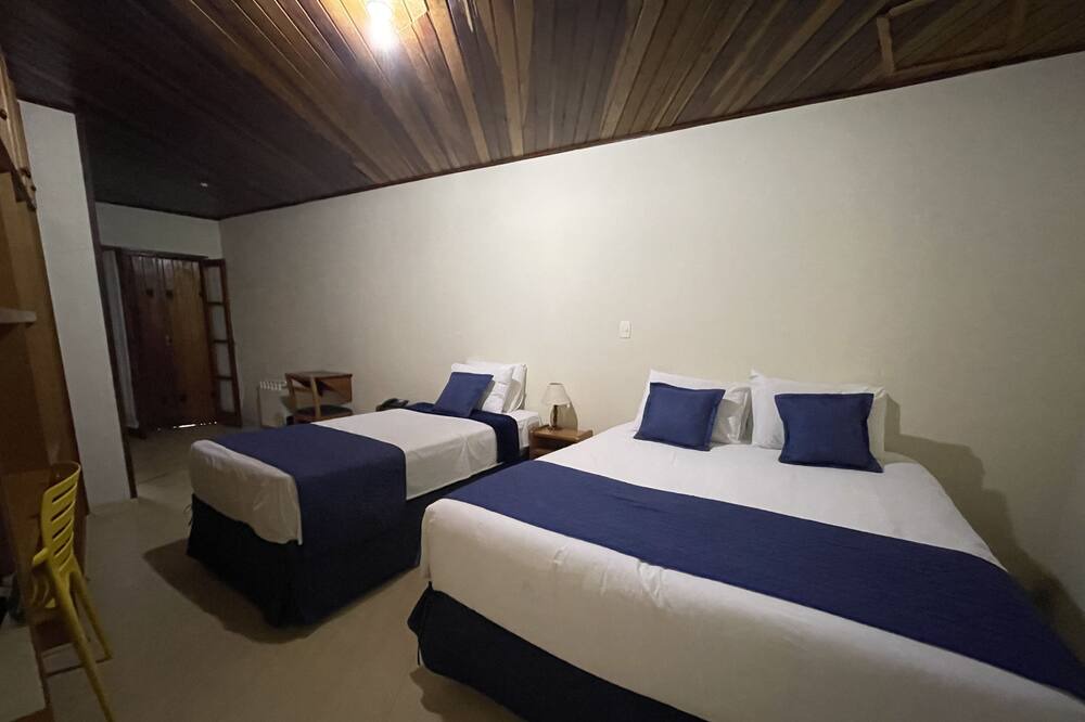 Photo of Bedroom in Vila Everest