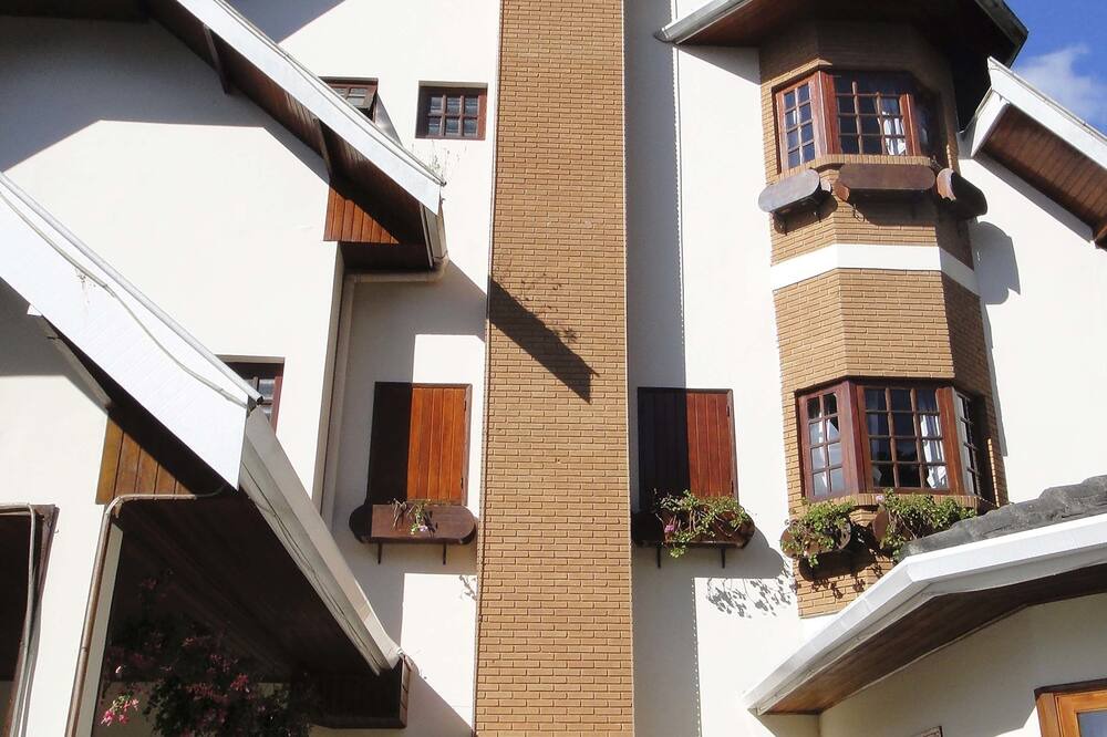 Photo of Outdoor in Vila Everest