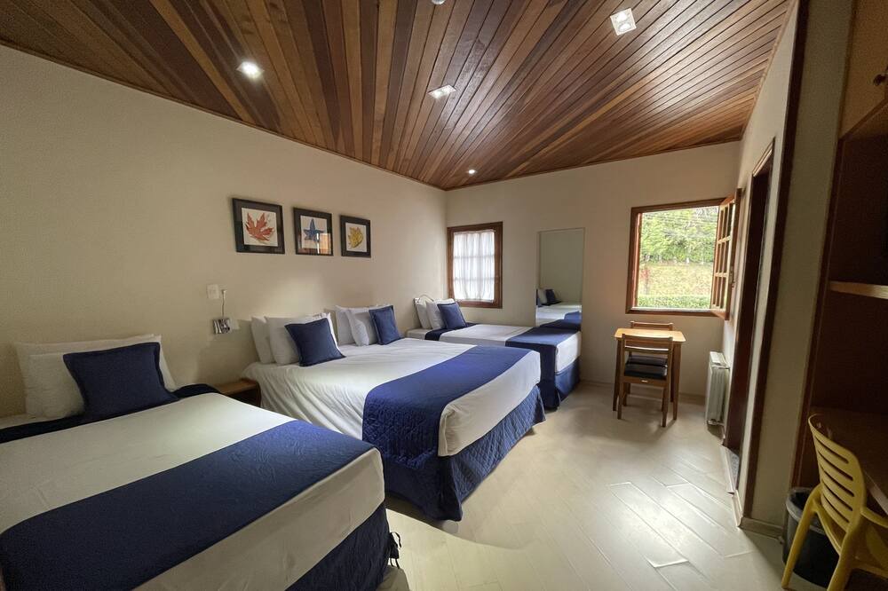 Photo of Bedroom in Vila Everest