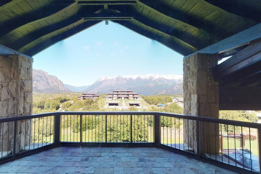 Photo of Patio Balcony in Villa Arelauquen