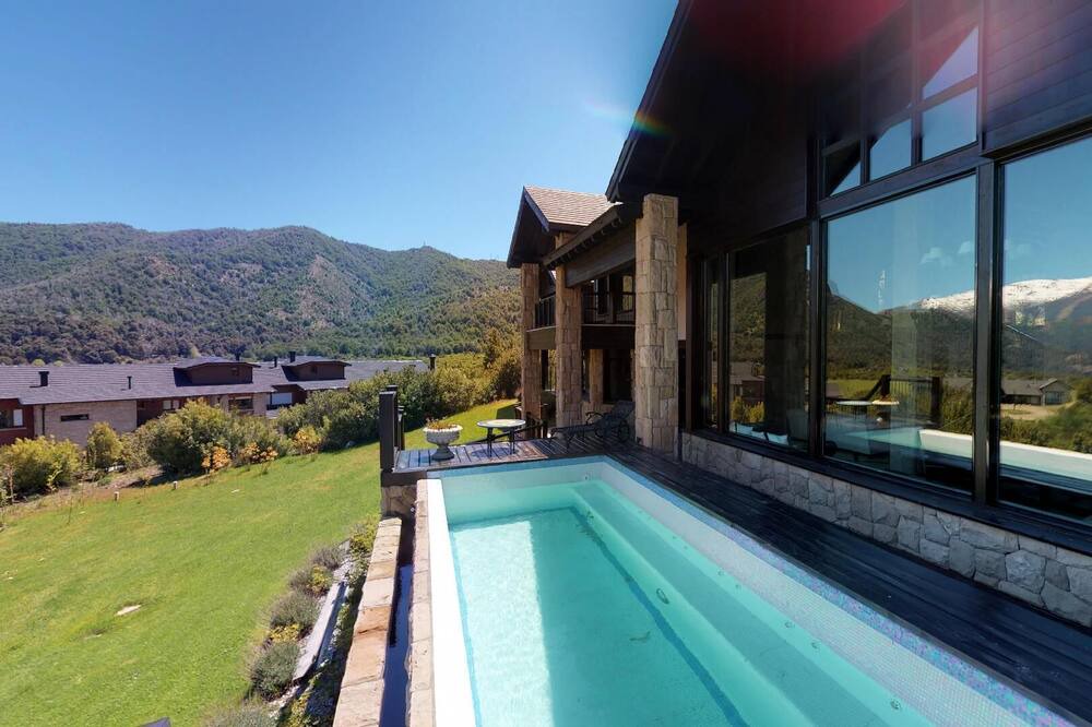 Photo of Outdoor in Villa Arelauquen
