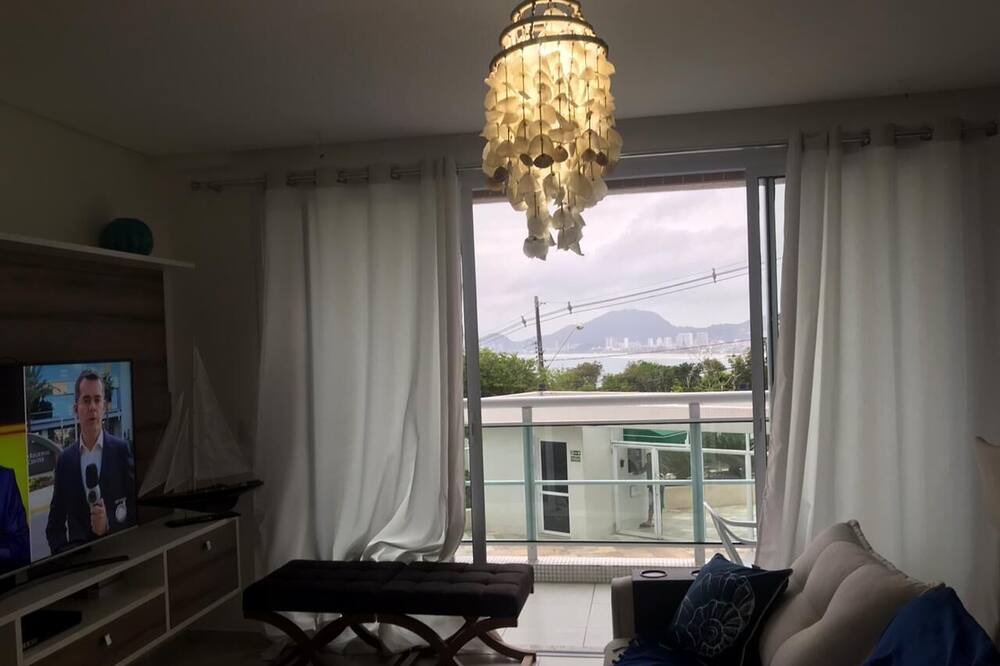 Photo of Livingroom in Peninsula