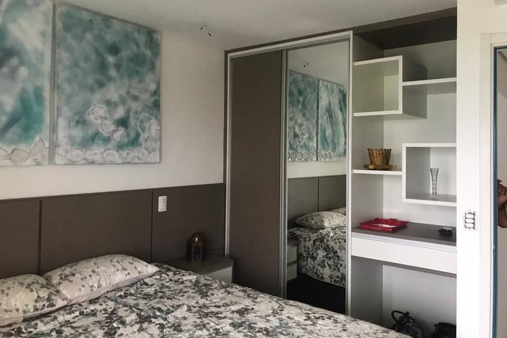 Photo of Bedroom in Peninsula