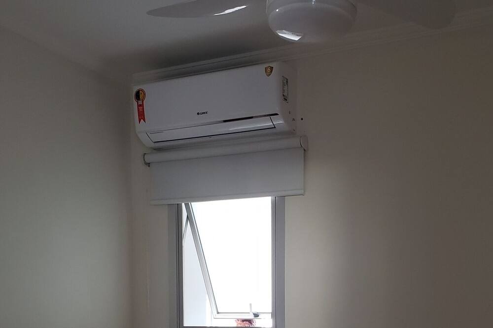 Photo of Bedroom in Tombo
