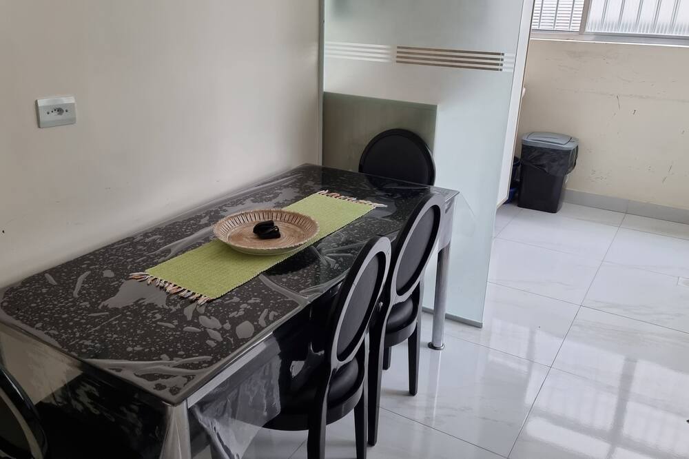 Photo of Kitchen in Tombo