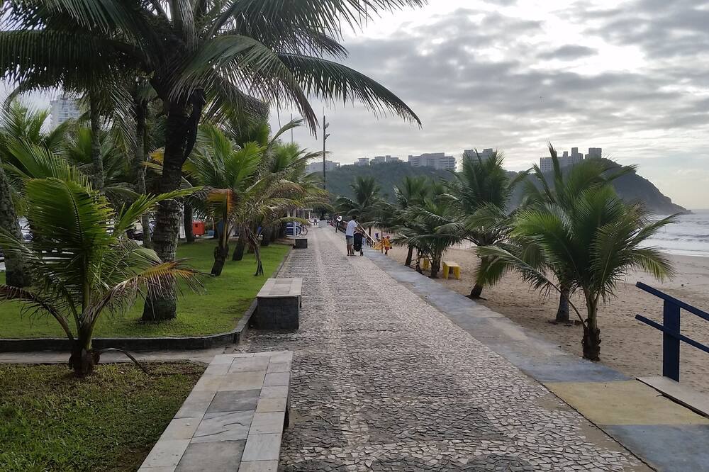 Photo of Outdoor in Tombo
