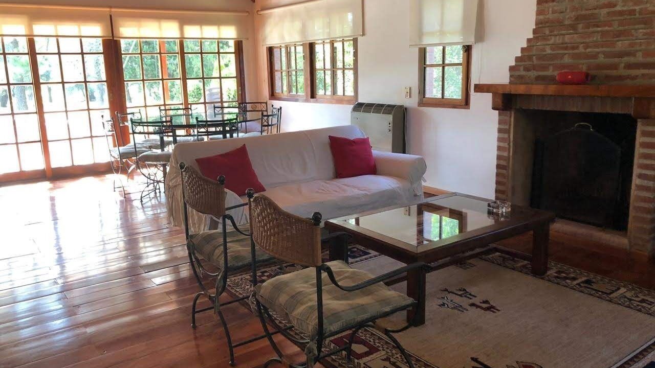 Photo of Livingroom in Pilar Centro