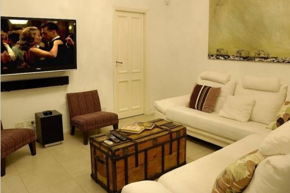 Photo of Livingroom in Villa Crespo