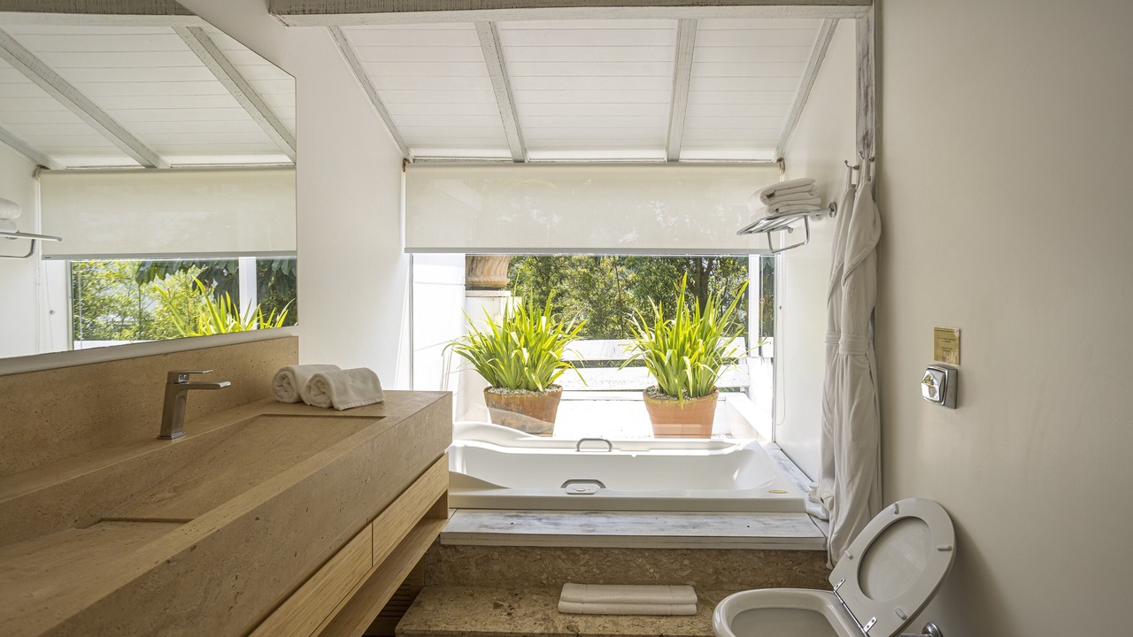 Photo of Bathroom in Praia dos Amores