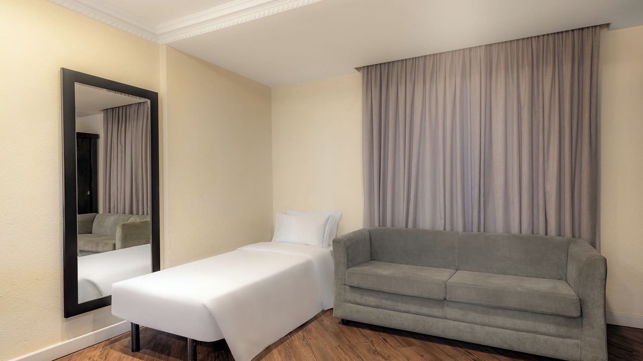 Photo of Bedroom in Reboucas