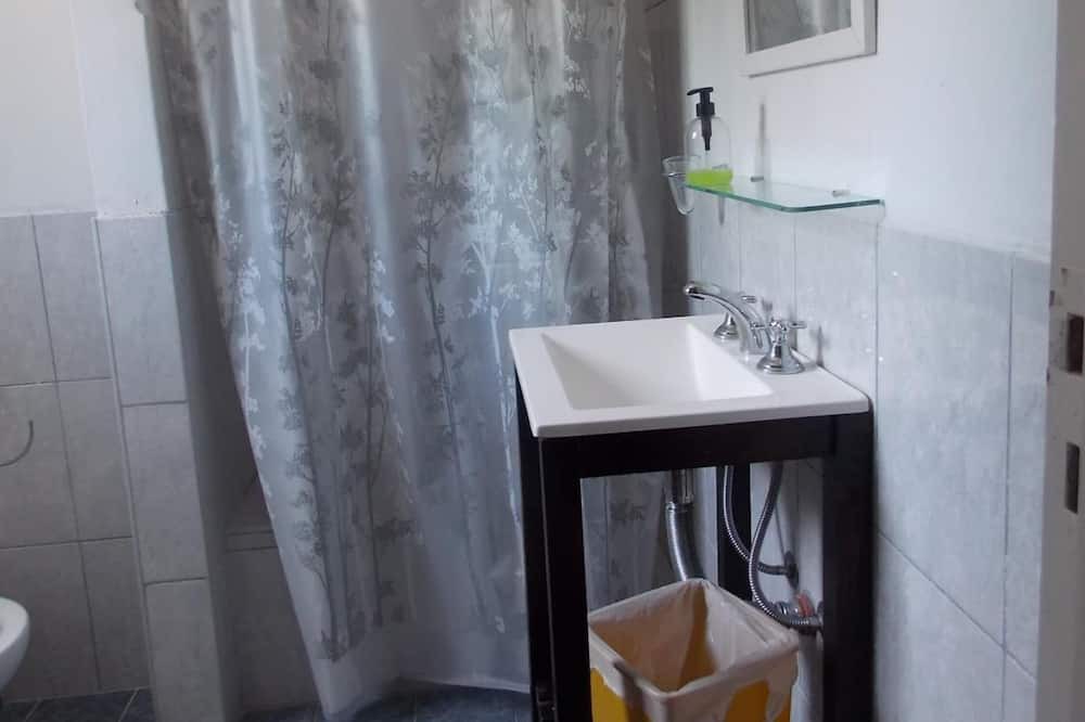 Photo of Bathroom in Miramar