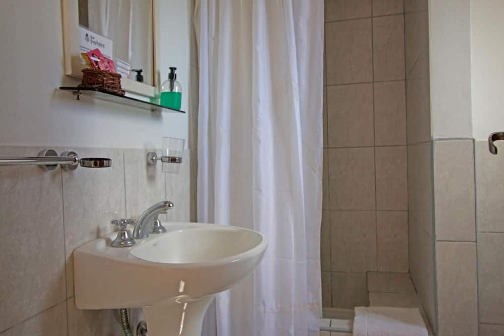 Photo of Bathroom in Miramar