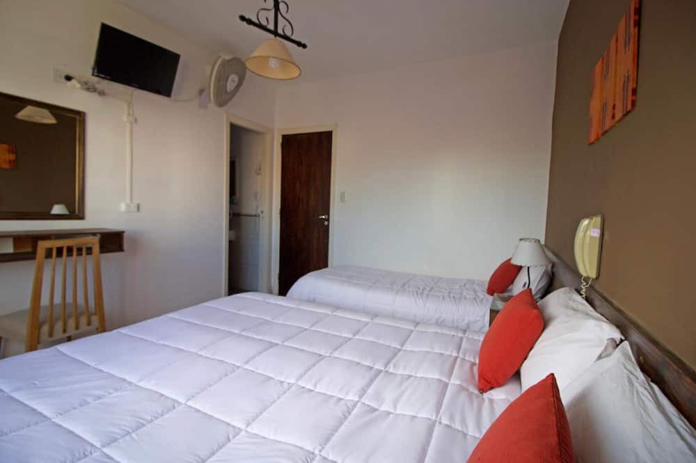 Photo of Bedroom in Miramar