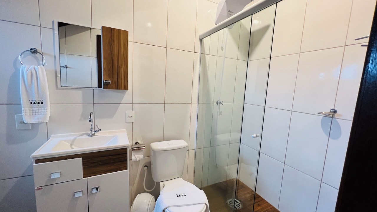 Photo of Bathroom in Guarda do Embau