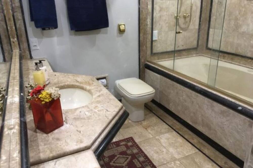 Photo of Bathroom in Uberaba