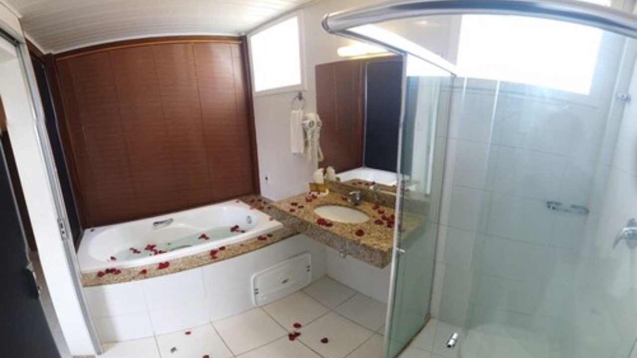 Photo of Bathroom in Atalaia