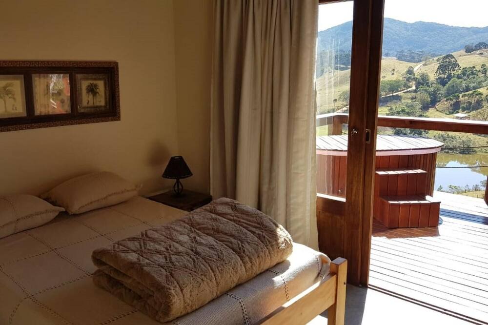 Photo of Bedroom in Goncalves