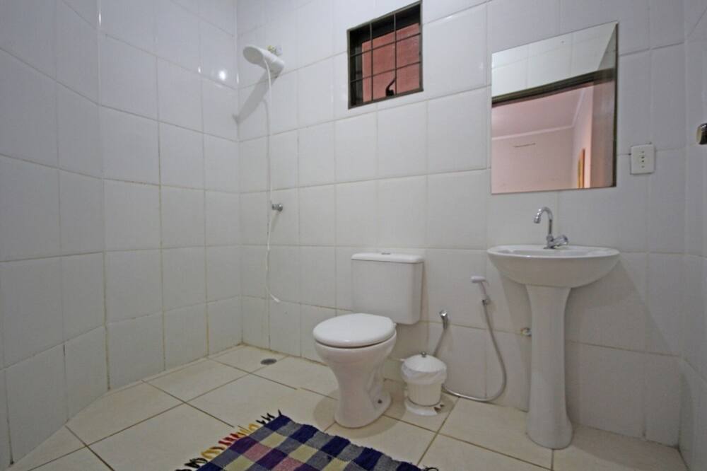 Photo of Bathroom in Olimpia