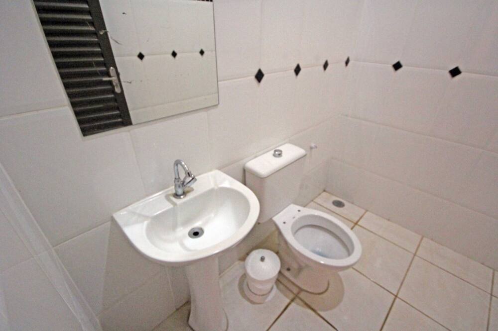 Photo of Bathroom in Olimpia