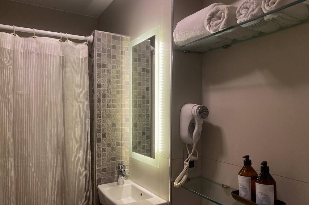 Photo of Bathroom in Ezeiza