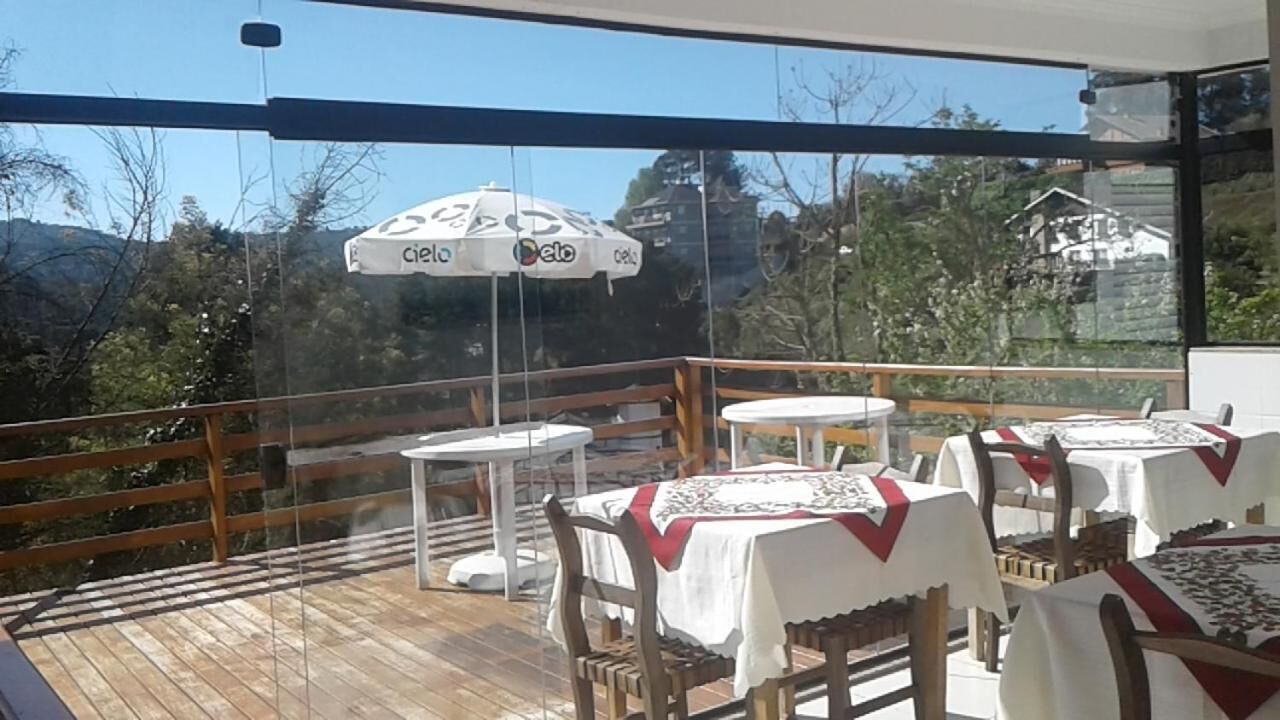 Photo of Patio Balcony in Vila Everest