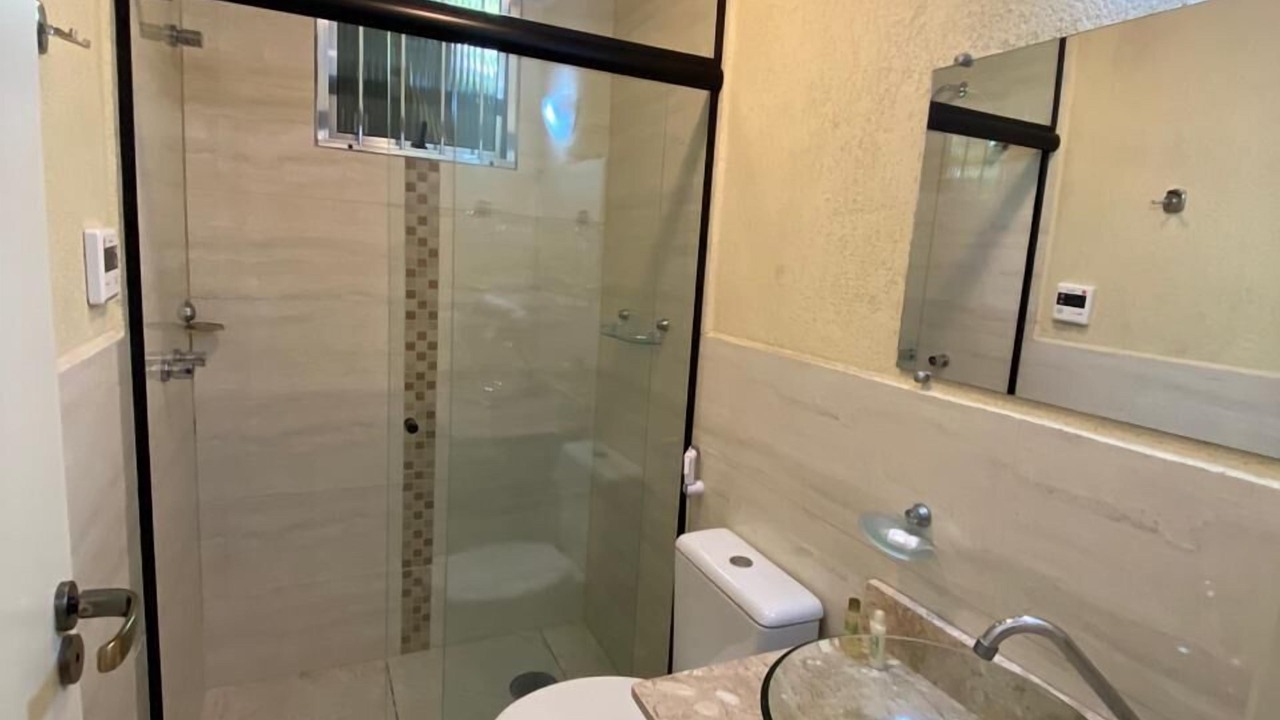 Photo of Bathroom in Vila Everest