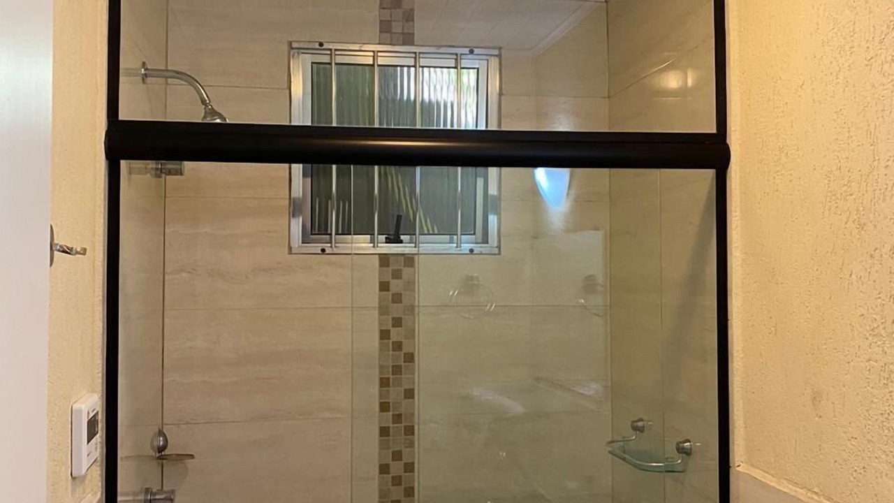 Photo of Bathroom in Vila Everest