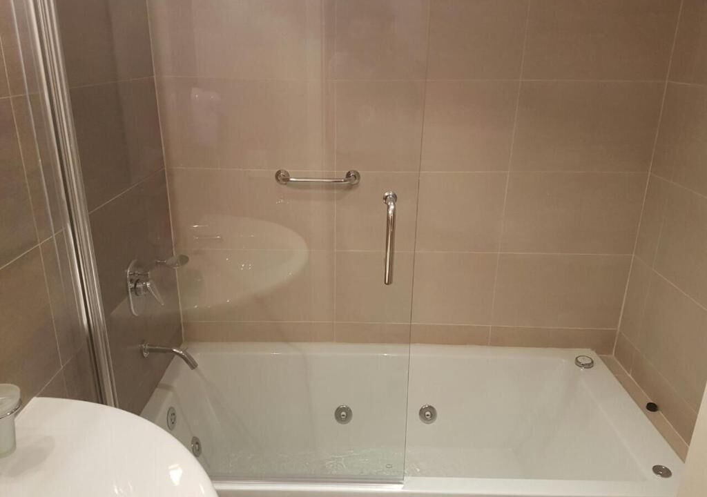 Photo of Bathroom in La Perla