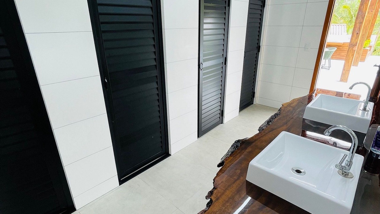 Photo of Bathroom in Angelina